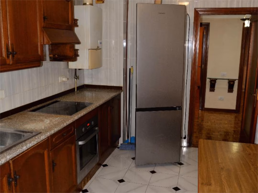 Piso en  Calle López del Vallado 12 - Foto 6