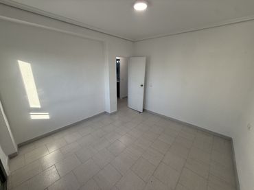 Piso en  Calle Motril 48 - Foto 5