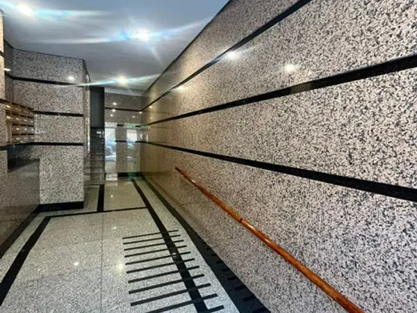 Piso en Calle del Corazón de María - Foto 18
