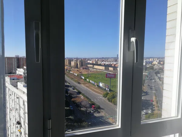 Piso en Avenida de Kansas City, 74, Santa Clara - Foto 12