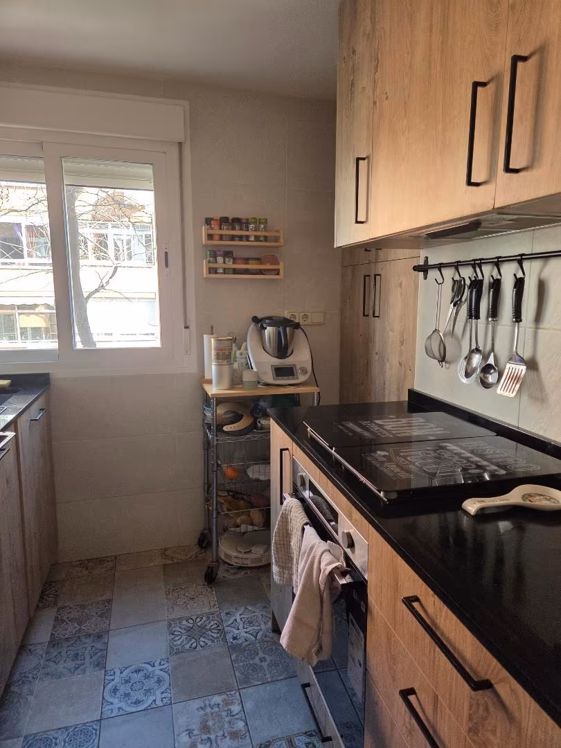 Piso en  Calle Paredes de Nava 13 - Foto 4