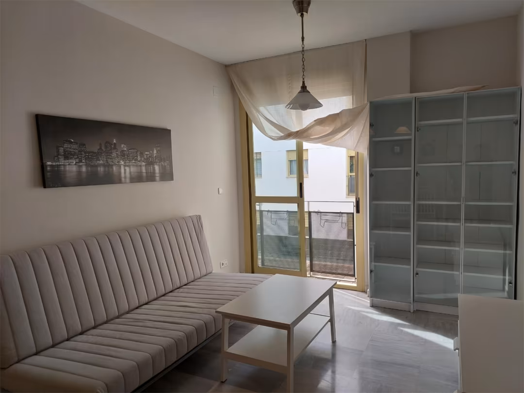 Piso en  Calle Manuel Arellano 32