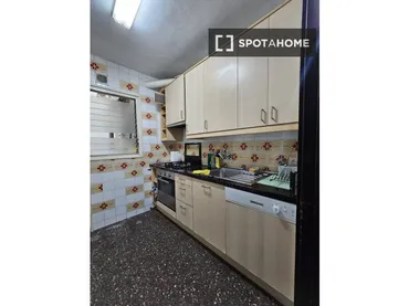 Piso en L'Hospitalet de Llobregat - Foto 15