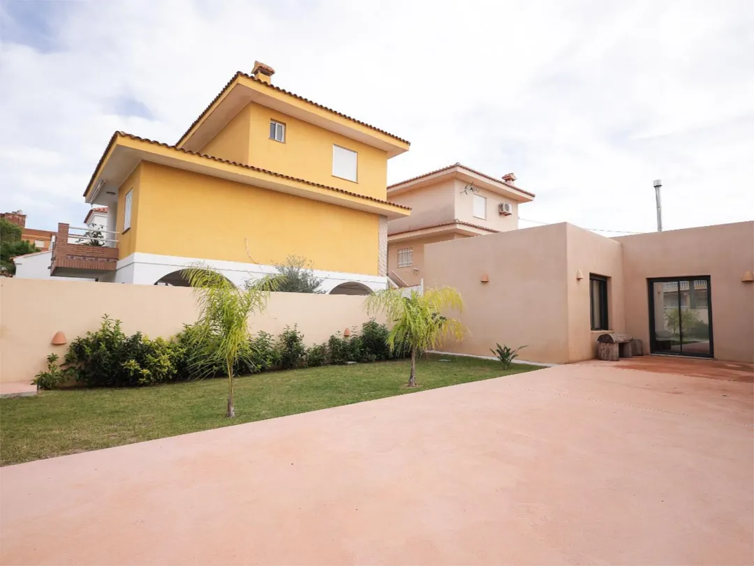 Chalet en calle Valle de Guadalest 21 - Foto 19