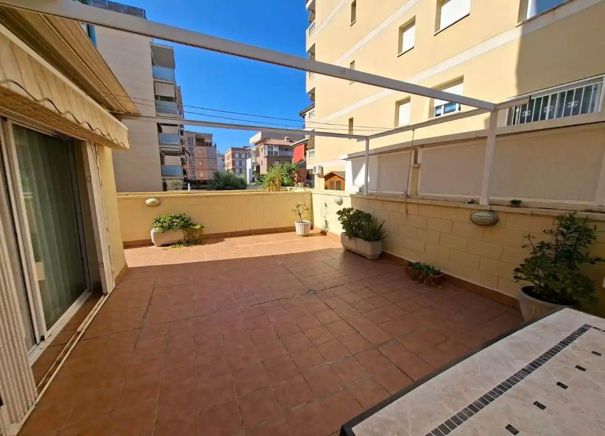 Piso en  Carrer del Rin 15 - Foto 4