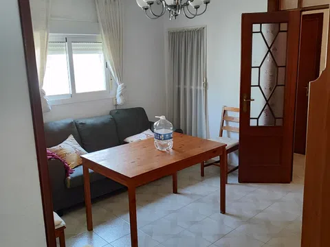 Piso en calle Naranco, 3