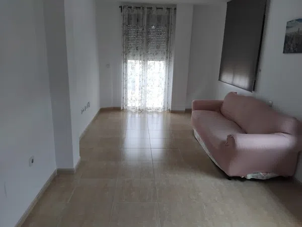 Piso en avenida de Alicante, 34 - Foto 2