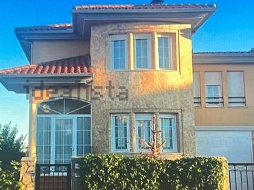 Chalet en  Calle Saturno 4 - Foto 1