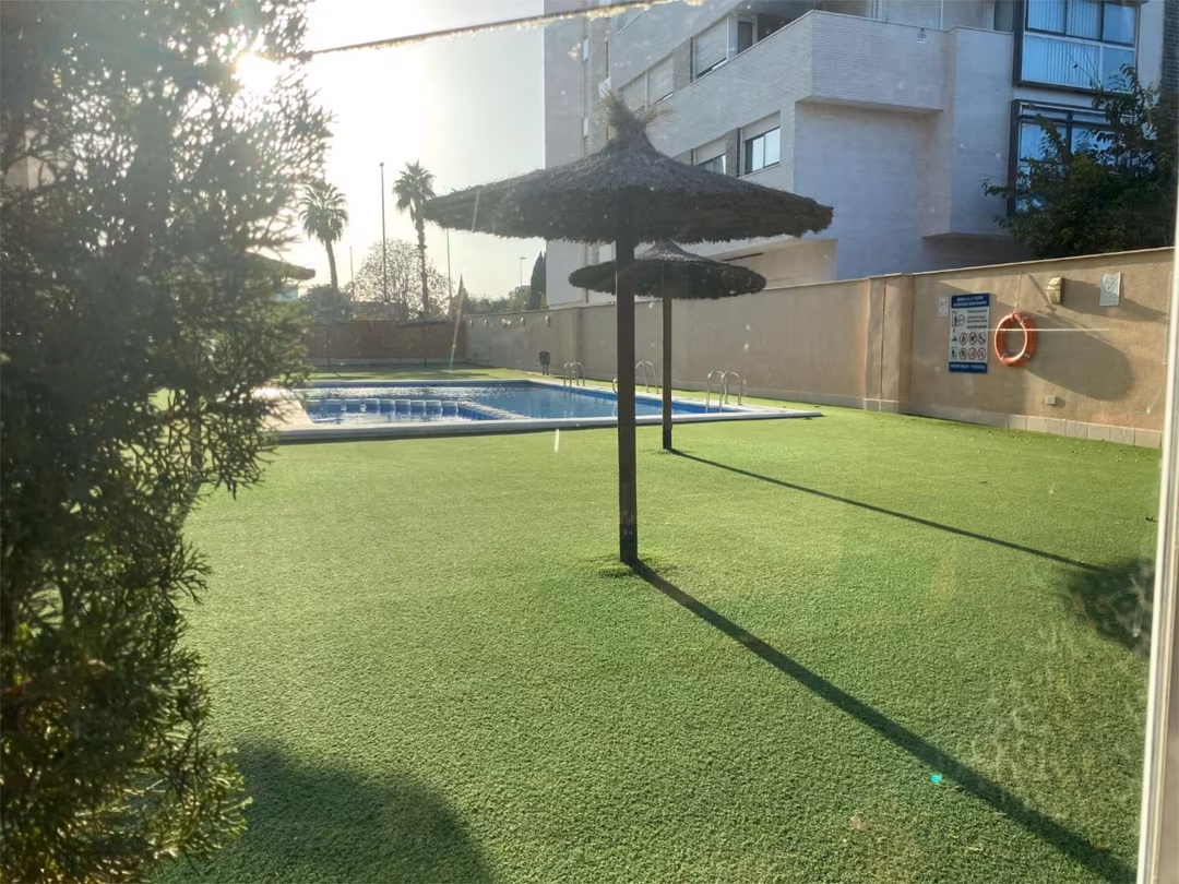 Piso en  Avenida Juan Carlos I 86 - Foto 8