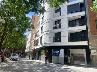 Piso en  Avenida Alfonso X el Sabio 5 - Foto 1