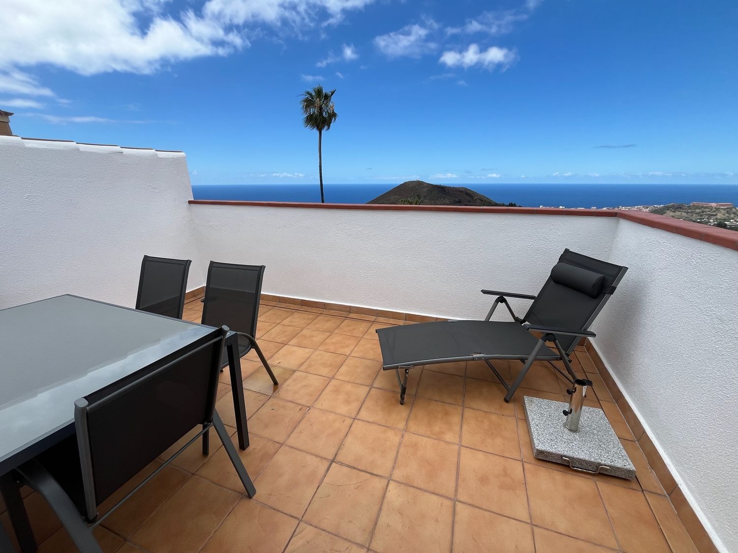 Chalet adosado en calle Acorán, 18 - Foto 1