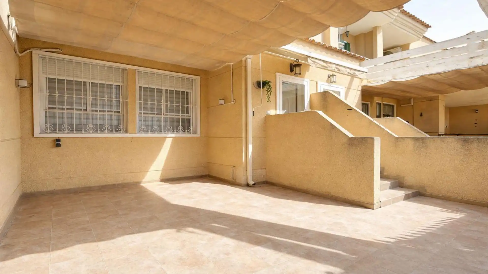 Casa adosada en  Calle la Loma 32 - Foto 7