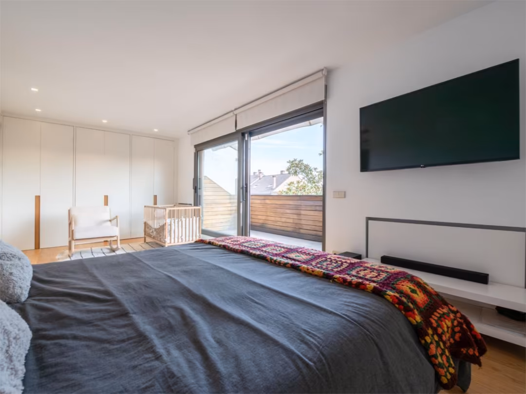 Casa adosada en  Calle Eugenia del Pozo 1 - Foto 20