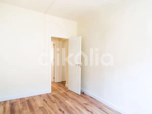 Piso en calle Profesores Hermanos Muñoz - Foto 13