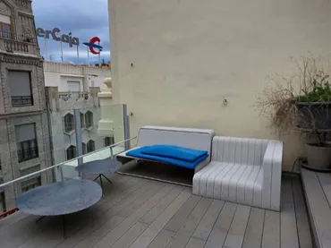 Piso en  Carrer de Roger de Llòria 7 - Foto 1