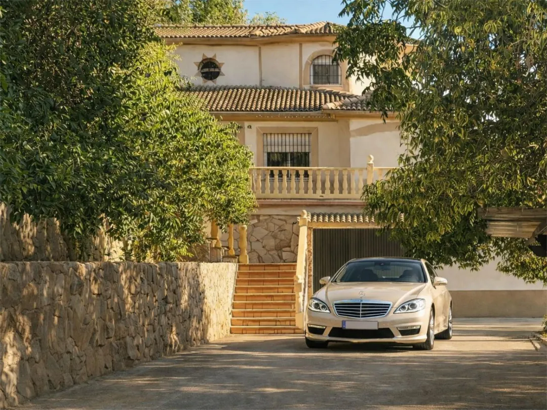 Piso en  Calle Miguel de Molina 16