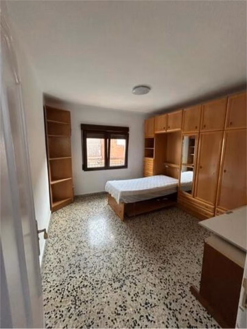 Piso en Barrio tranquilo, metro y servicios - Foto 5
