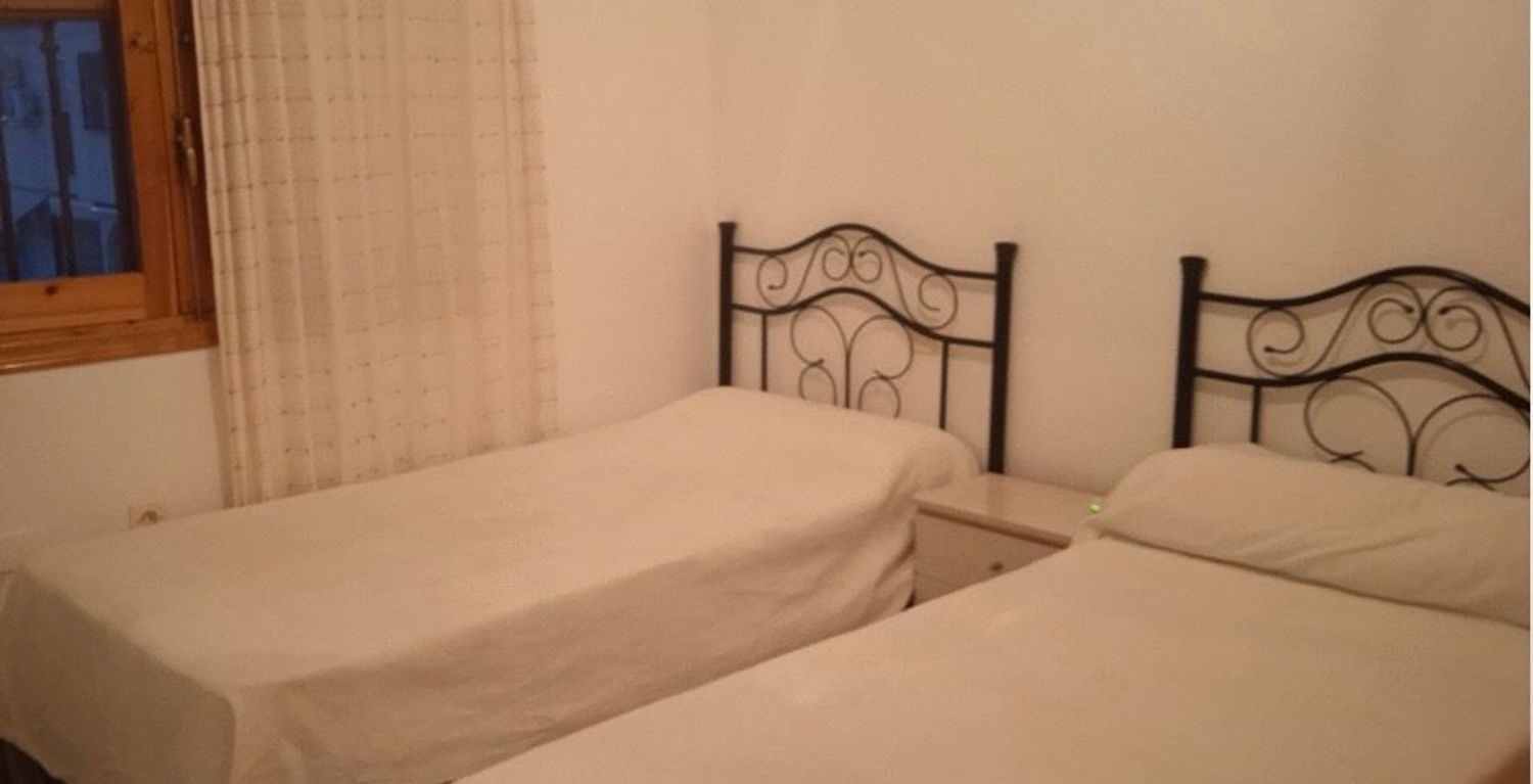 Chalet pareado en Calle Sierra de las Moreras, 56, Bahía - Foto 3