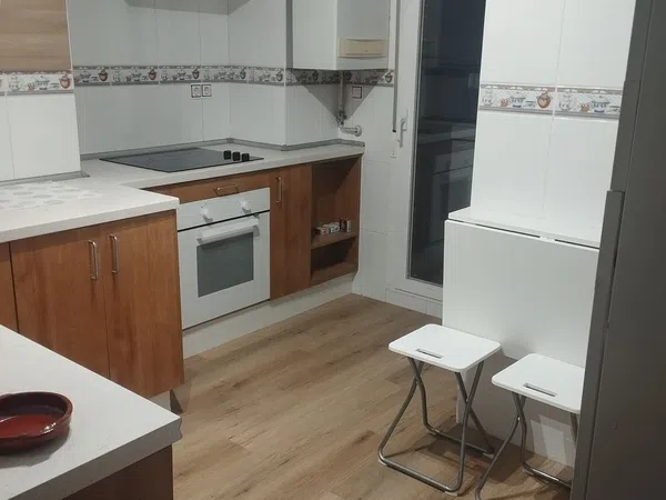 Piso en Avenida Agustín Rodríguez Sahagún, 50 - Foto 1