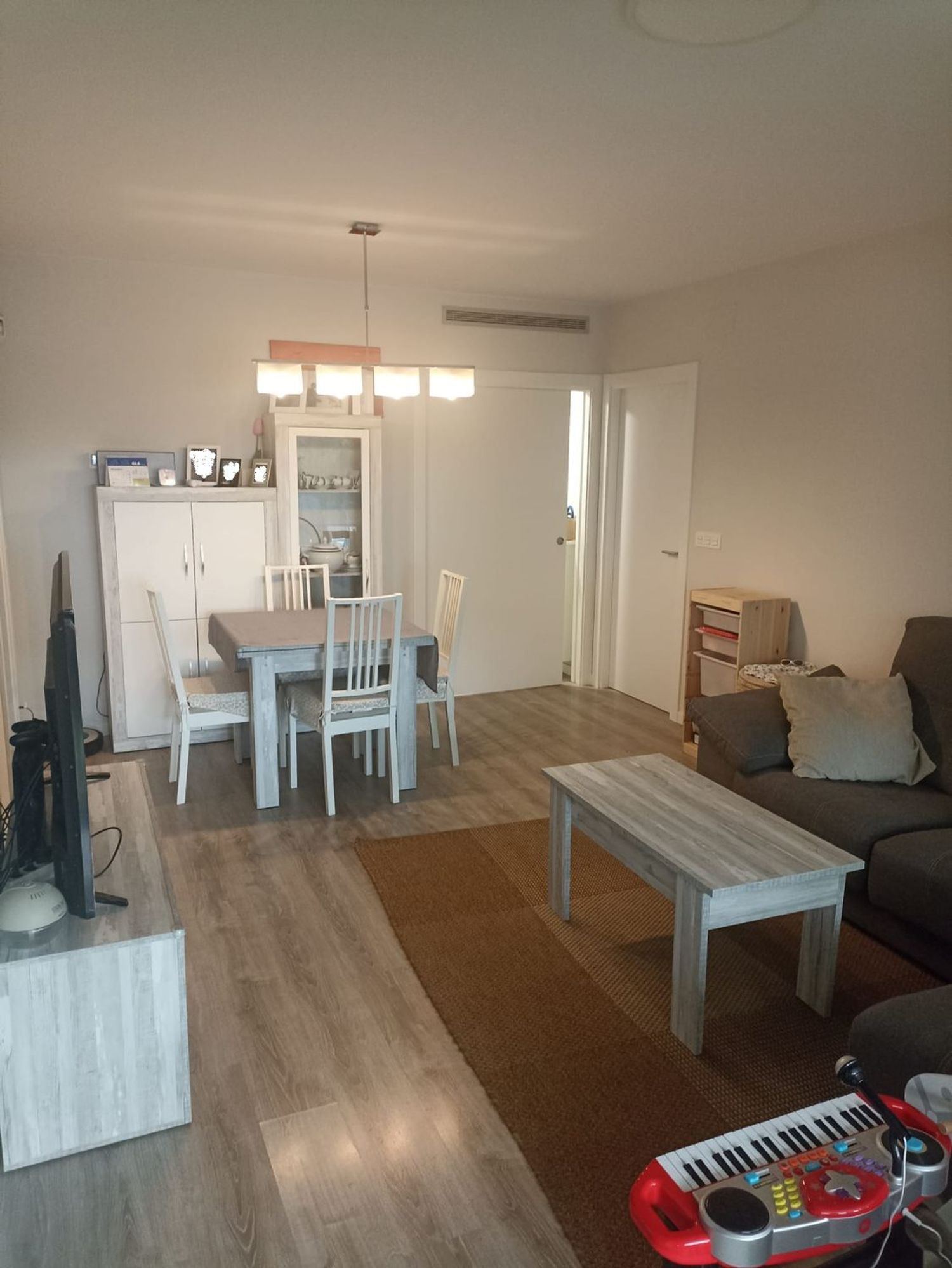 Piso en calle de Emilia Guàrdia i Arbusi, 4 - Foto 2