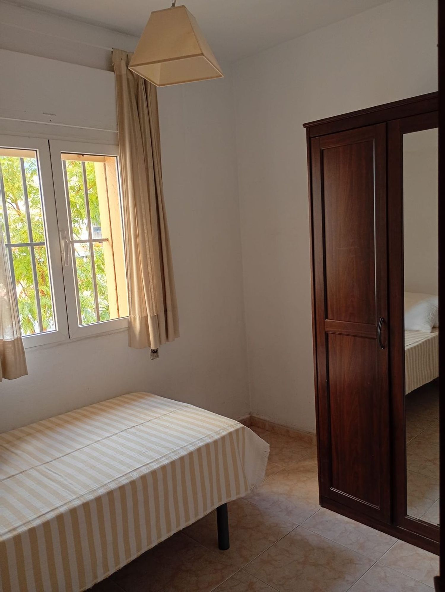 Piso en Barrio López de Gomara - Foto 7