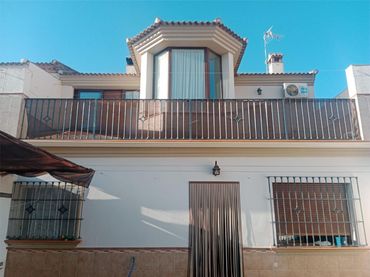 Chalet en  Calle Francisco Giner de los Ríos 16 - Foto 2