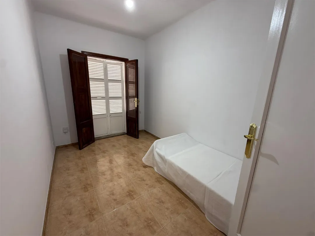 Piso en  Carrer Sant Isidor 13 - Foto 2