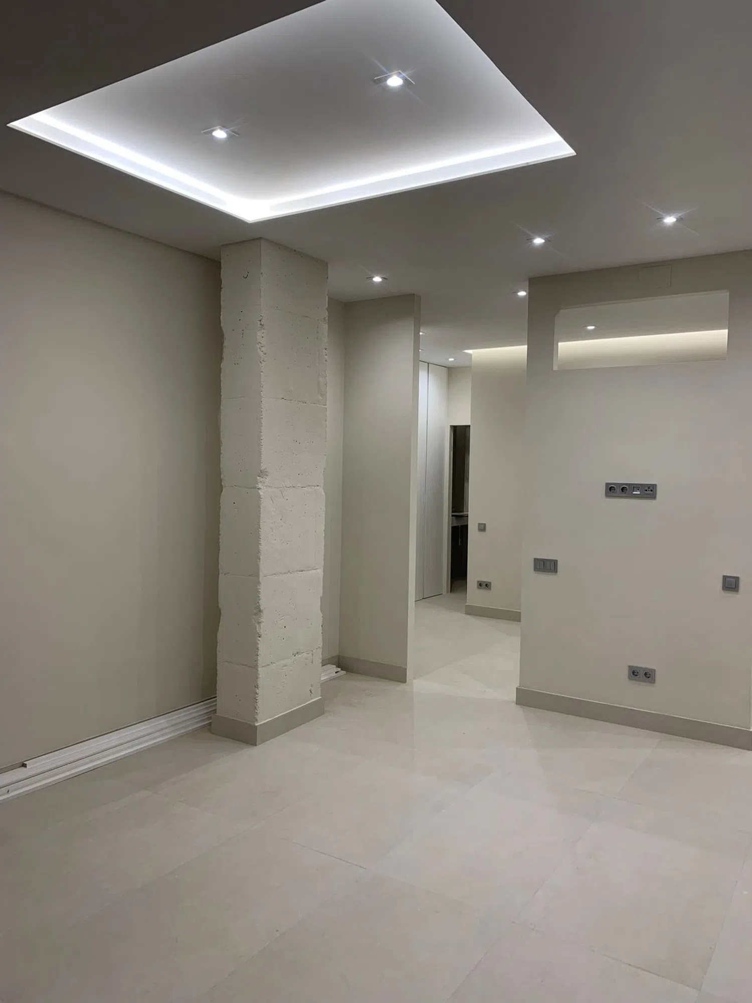 Piso en calle de Donoso Cortés, 48