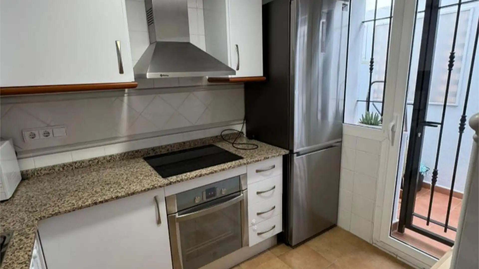 Casa adosada en  Carrer del Ressol 5 - Foto 11