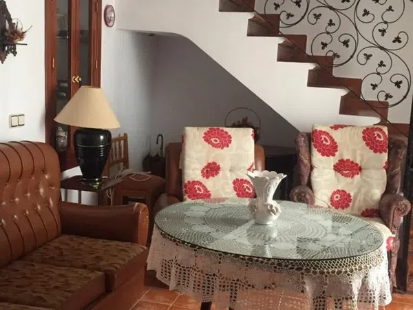 Casa de pueblo en Calle la Paz s/n - Foto 2