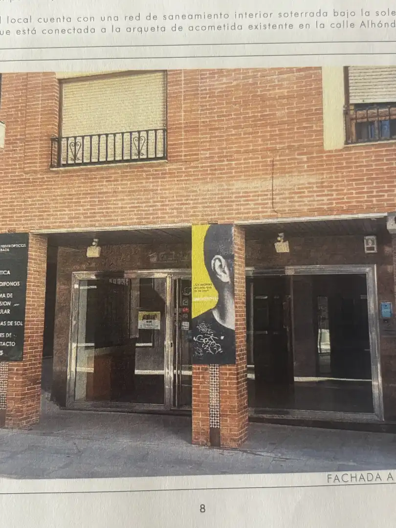 Planta baja en  Calle Alhóndiga 8 - Foto 4