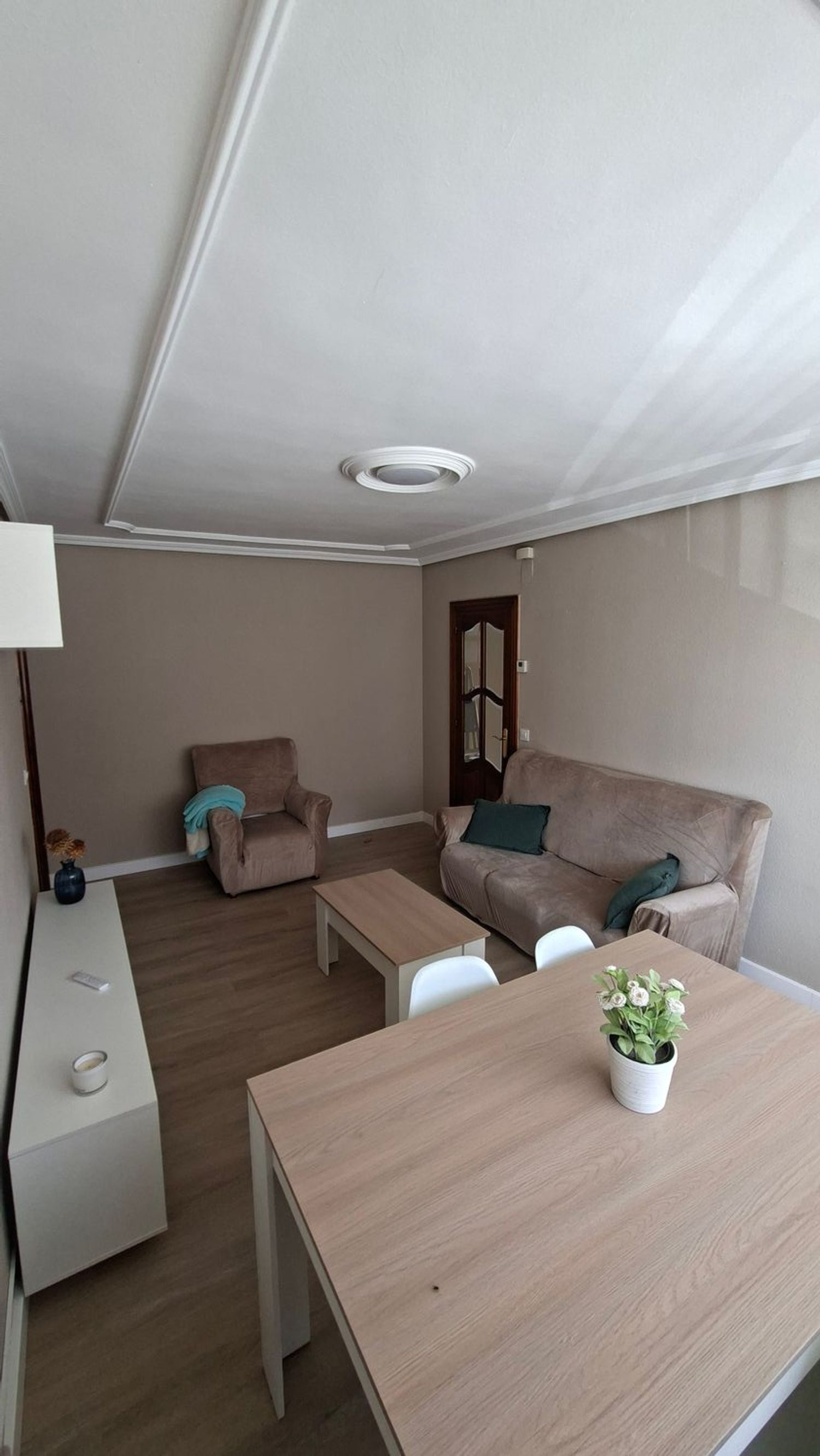 Chalet adosado en Iscar - Foto 3