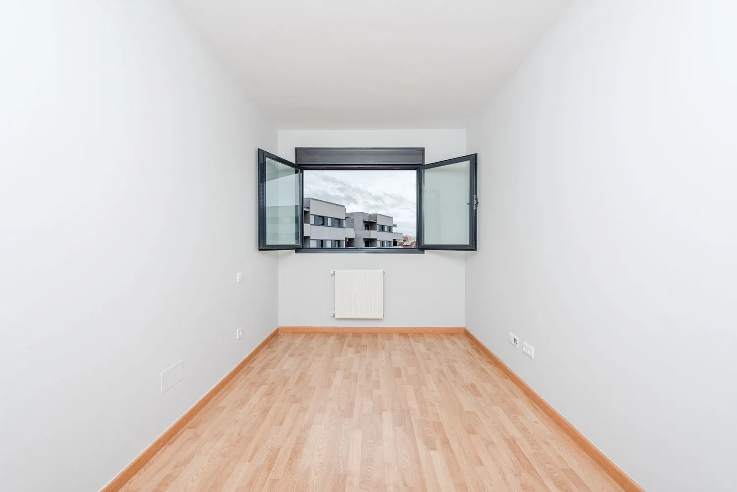 Piso en avenida Joan Miró - Foto 10