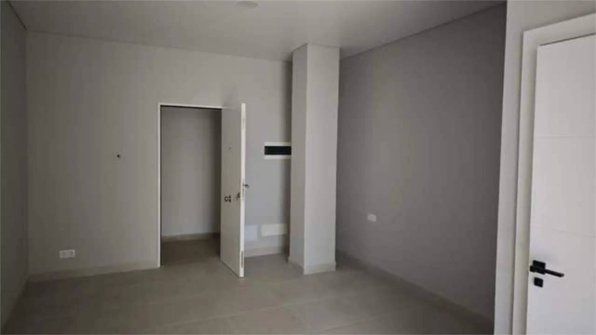 Piso en Se vende lote de 8 apartamentos - Foto 6