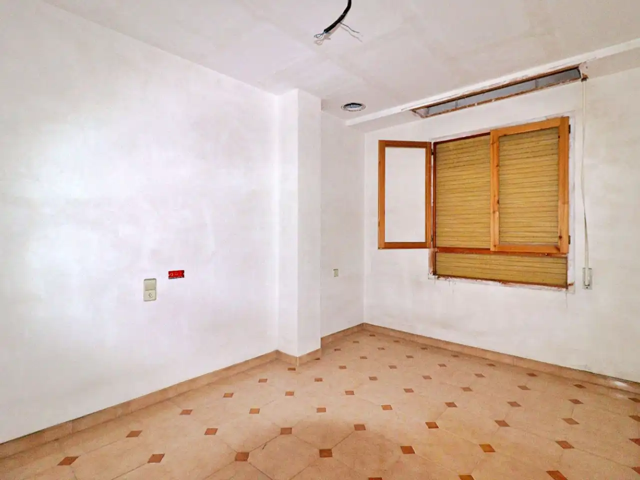 Piso en  Carrer Hermanos Gonzálvez Selva 5 - Foto 3