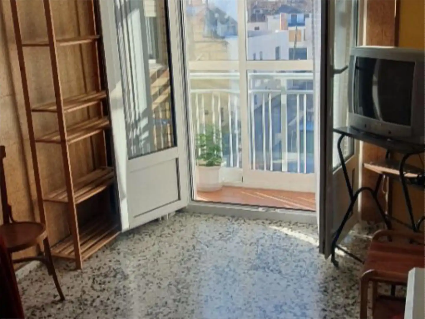 Piso en  Carrer de Joan Baptista Penyarroja 20 - Foto 4