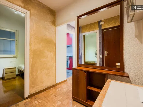 Piso en Calle de Bonsoms, Sants - Badal - Foto 1