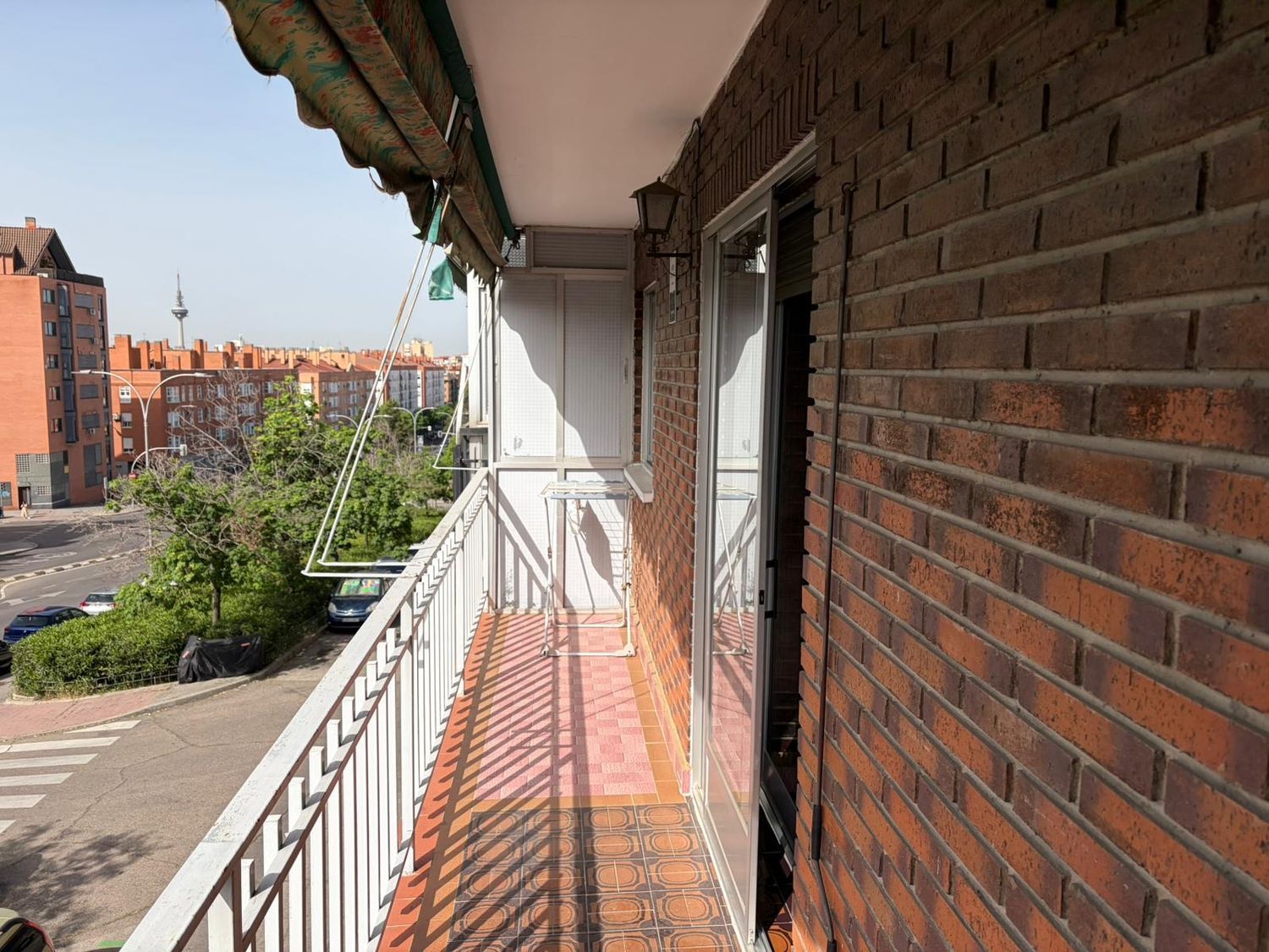 Piso en calle de Francisco Villaespesa, 1 - Foto 1