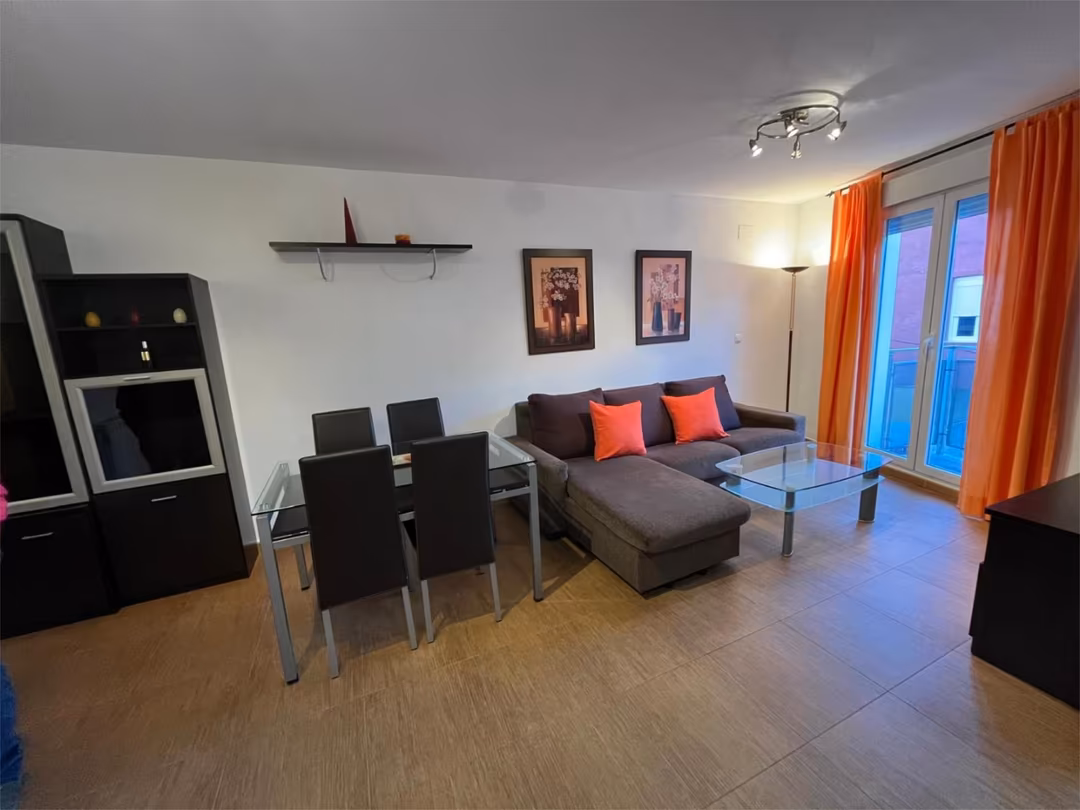 Apartamento en  Calle Real de Motril 58