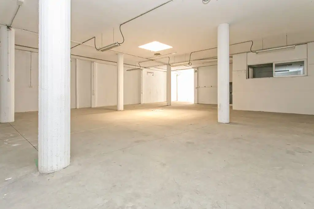 Local comercial en  C/ Bergueda - Foto 13