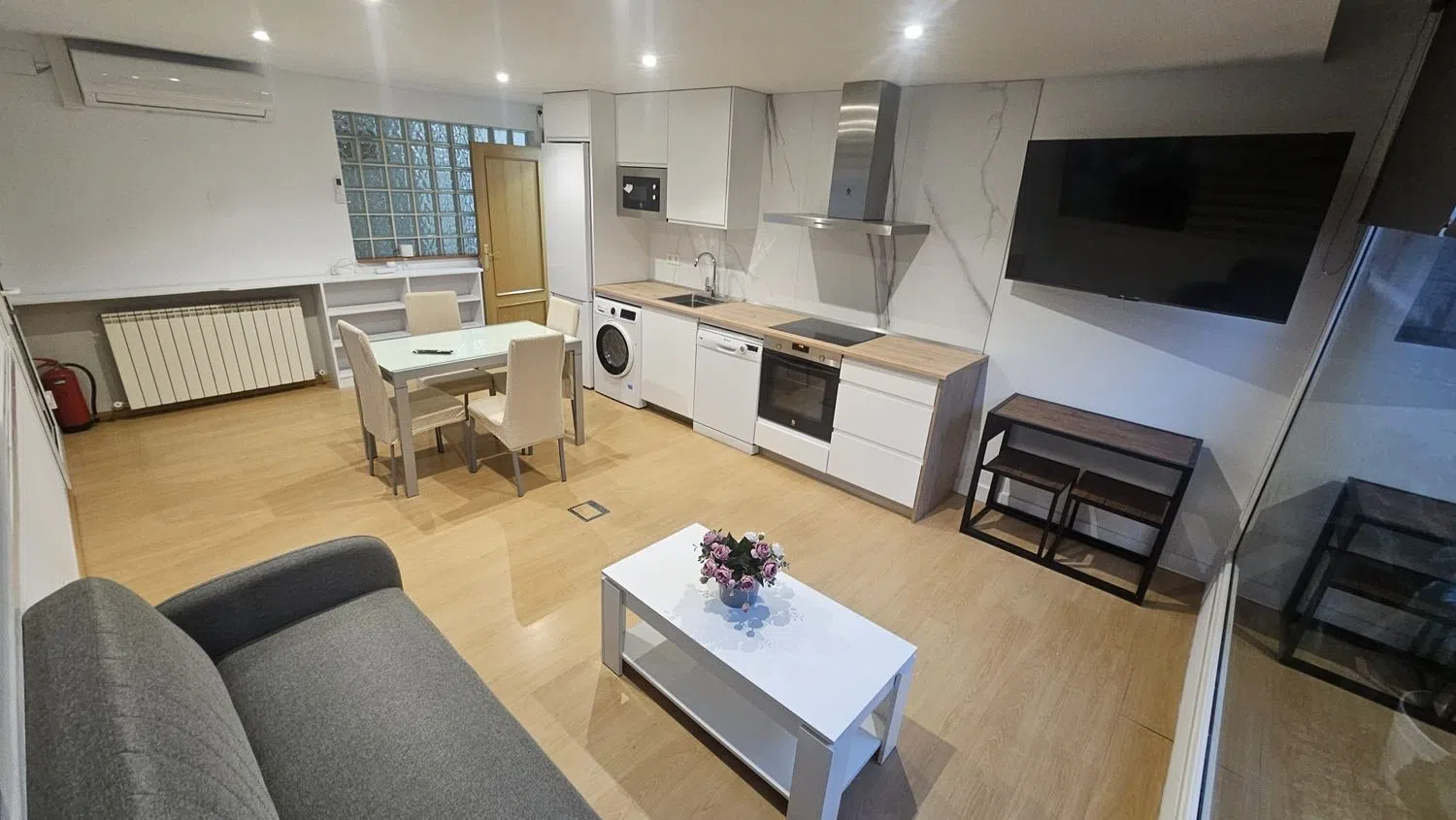 Estudio en calle del Padre Benito Feijóo, 10 - Foto 6