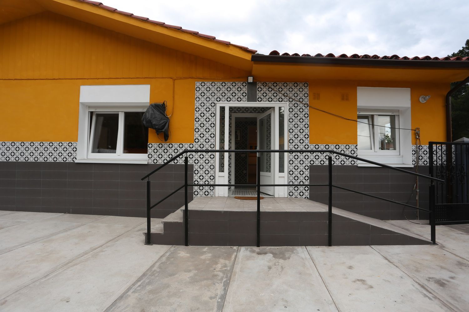 Chalet pareado en Barrio Aboño - Industria, 54 - Foto 2
