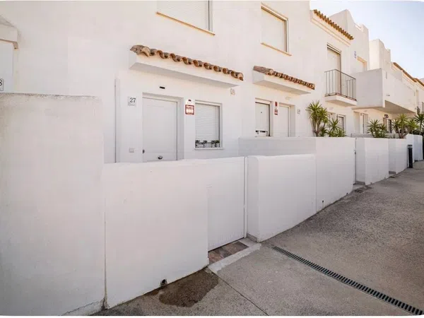 Chalet adosado en Avenida de la Almadraba, 9, Atlanterra, Atlanterra - Foto 3