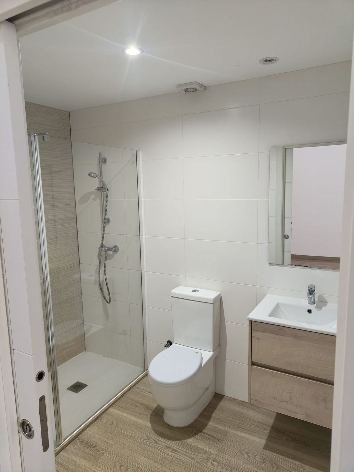 Piso en calle de Berni i Català, 31 - Foto 5