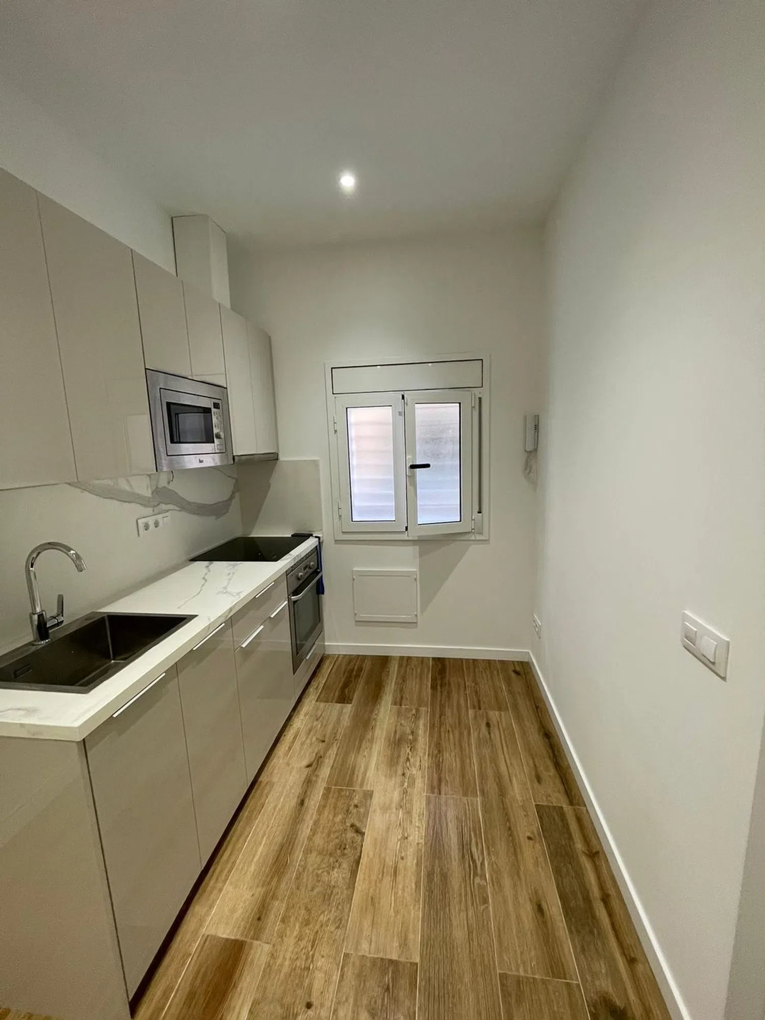 Estudio en calle del Pou, 57 - Foto 5