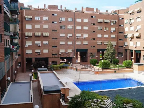 Piso en avenida las Retamas, 11
