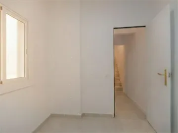 Piso en  Carrer de Rodrigo Caro 40 - Foto 8