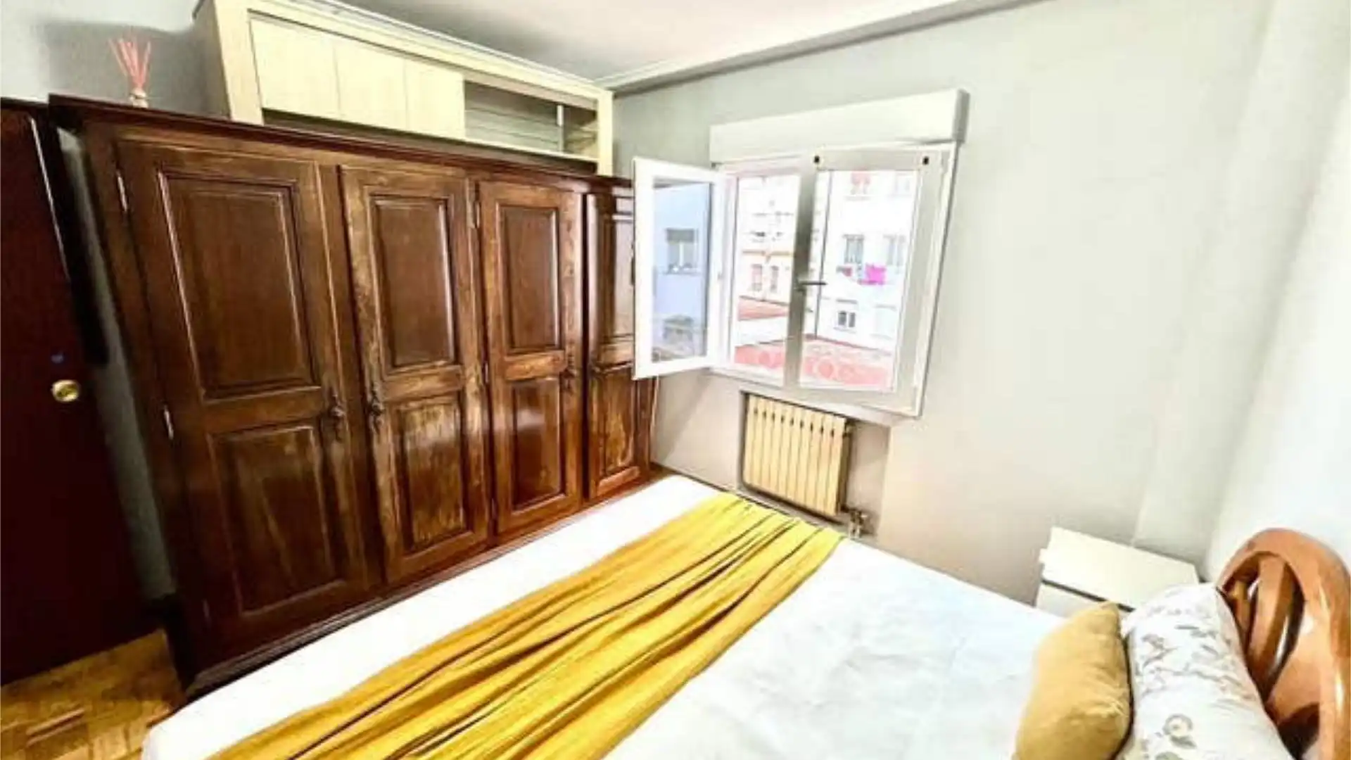 Piso en Ciudad Naranco - Foto 2