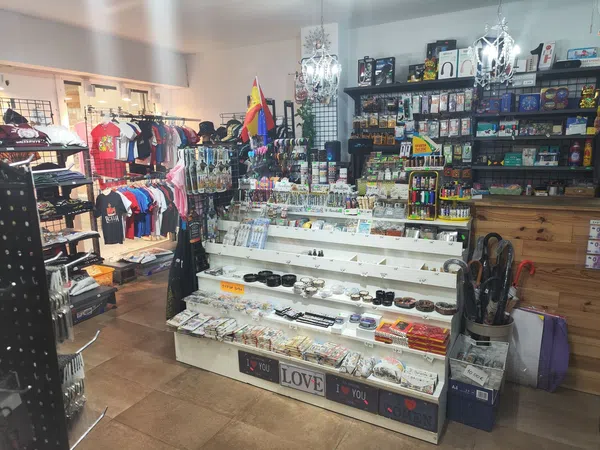 Local en Tienda de menaje de hogar en Plaza del Bonsuccés, 7, El Raval - Foto 2