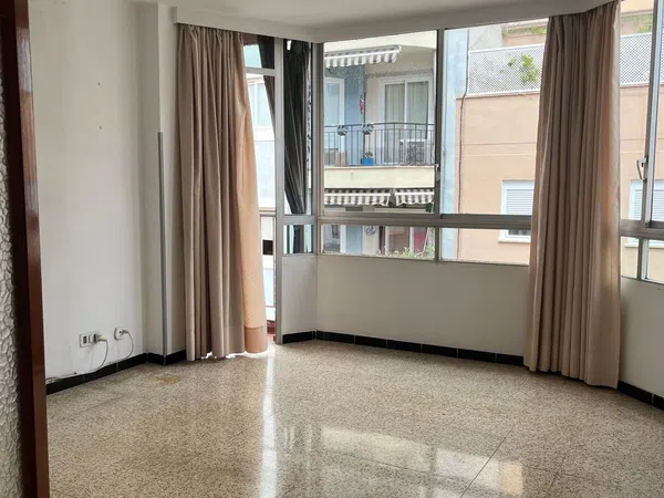 Piso en calle d'Antoni Maria Alcover, 19 - Foto 1